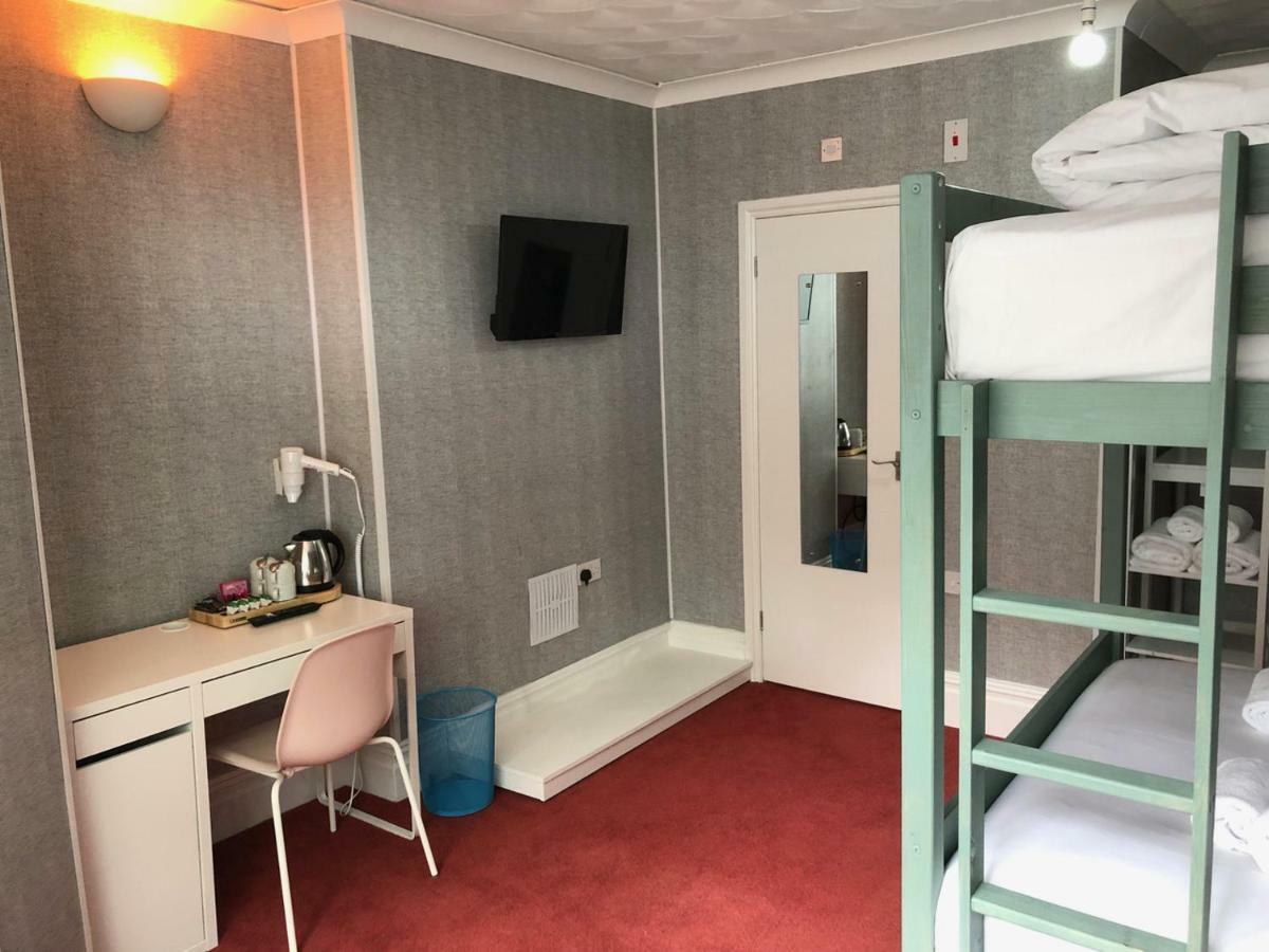 Wisestay Cardiff Bagian luar foto