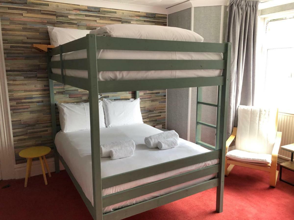 Wisestay Cardiff Bagian luar foto